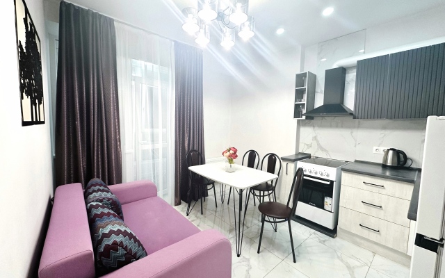 S Remontom Na Baturina 141 Apartments