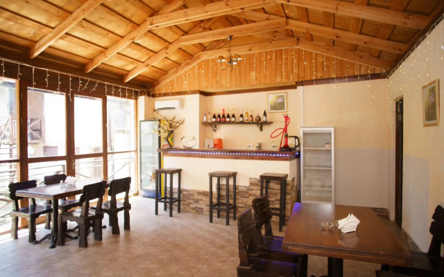 Astaspring Guest House