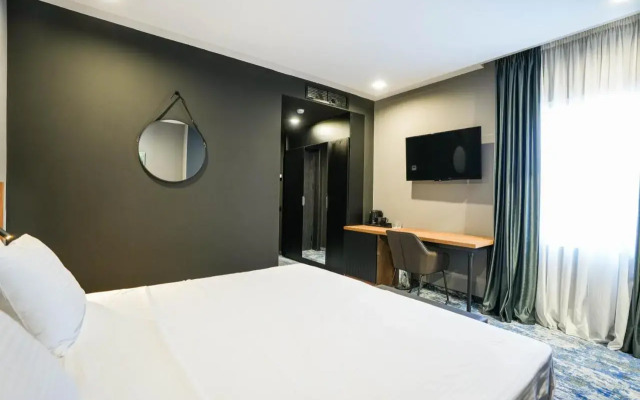 Splendid Tbilisi Hotel