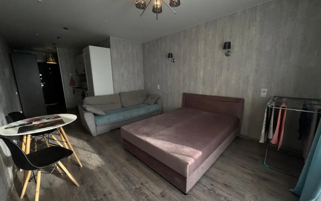 Studiya, Zaparina 111, 9 Etazh Flat