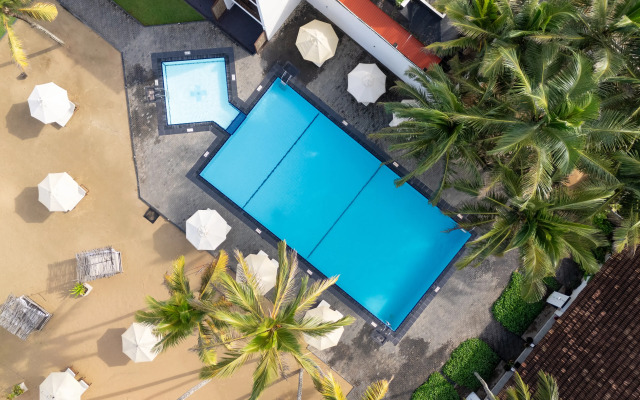 EKHO Surf Bentota Hotel