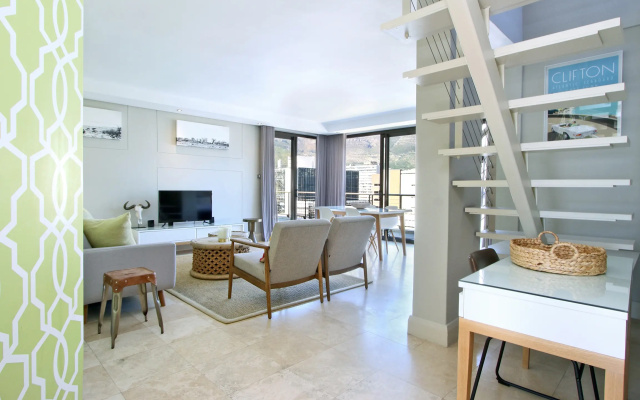 Отель Piazza Penthouse by ITC Hospitality