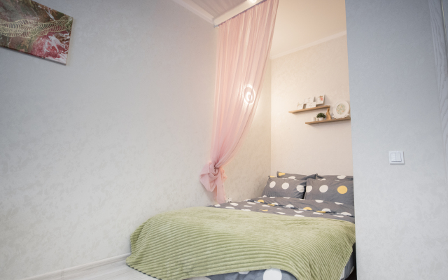 Апартаменты Smile Apartments с Балконом в Новом Доме