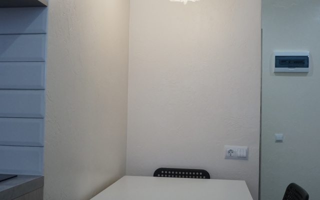 Lyuks v 7 mikrorajone Flat