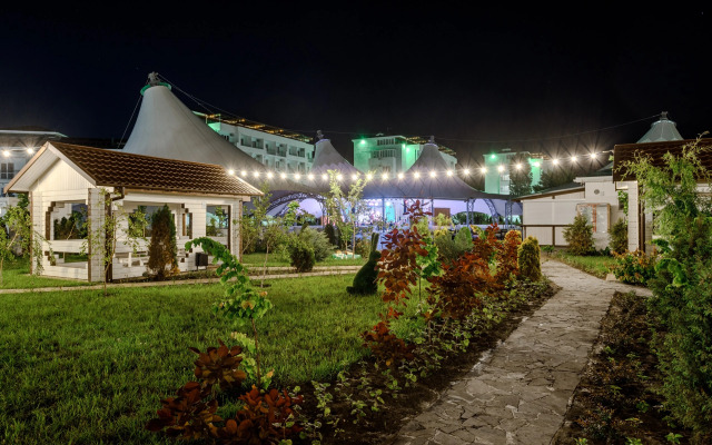Lazurnyij Bereg Hotel