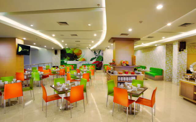 Favehotel Solo Baru Hotel