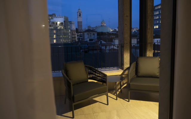 Duomo  & Apartments