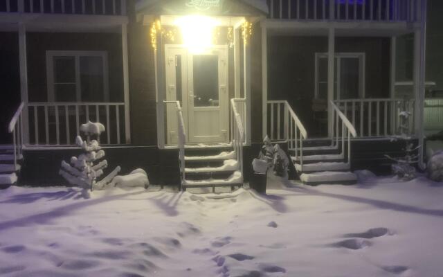 Alina Guest House