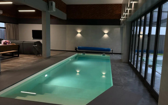 Zagorodny Kottedzh 8-k 310 m2 Villa