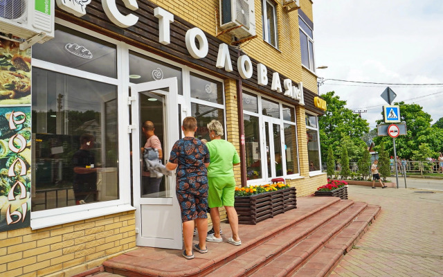 Zolotaya Liliya Hotel