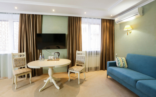 Bryut Hotel