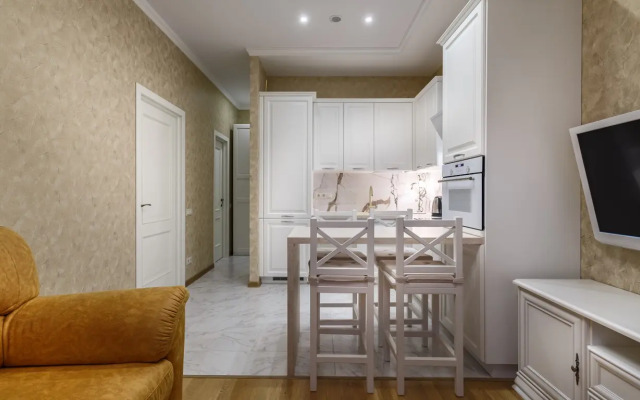 FortEstate 5 na Butlerova 7b Apartment