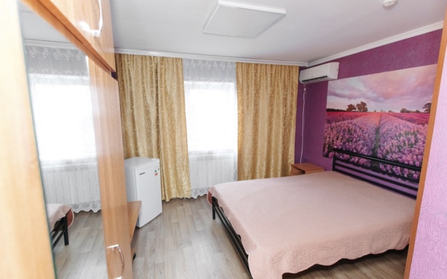 Uyut Guest House