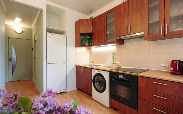 Апартаменты двухкомнатные Live in Karelia в центре у набережной Ленина 3