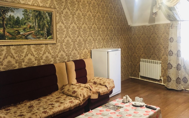 U Ilyasa Hotel