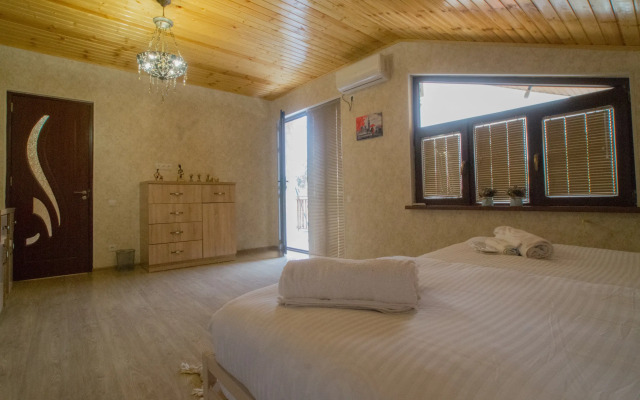 Andro House Guest House