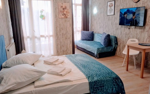 Uyutnaya S Vidom Na More Flat