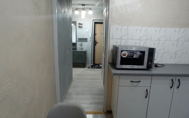 Favorite Home Proletarian 49 Flat