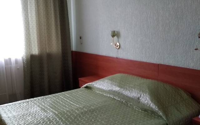 Obschestvo S Ogranichennoj Otvetstvennost'yu Gostinitsa "Volgodonsk"