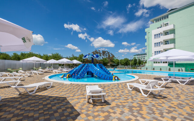 Lazurnyij Bereg Hotel