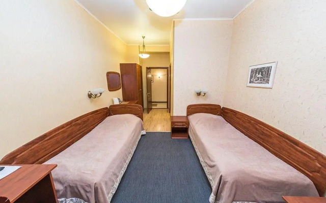 Отель Саров