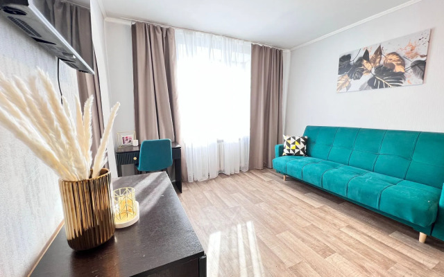 Na Zanevskom Prospekte Flat