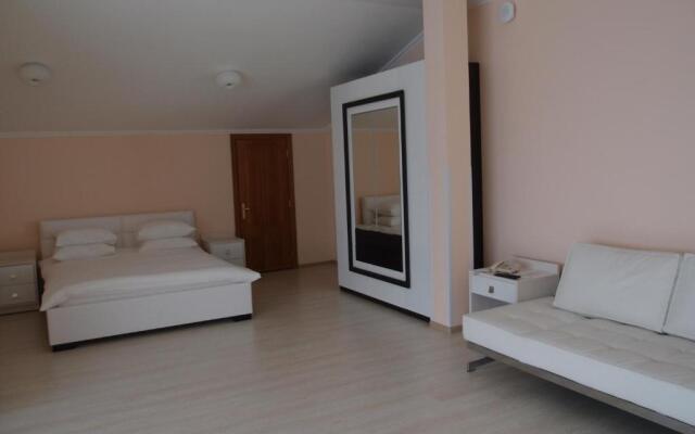 Bakkara Complex Hotel