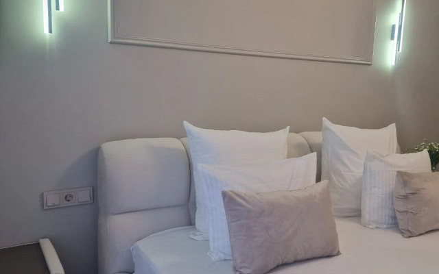 Flatirini On Zurab Magkaev Street