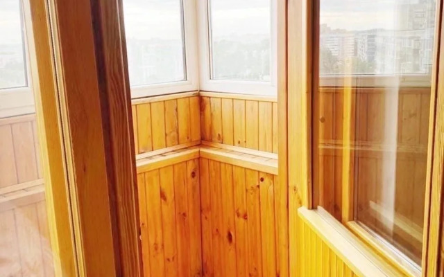 Квартира светлaя и уютнaя в Новo-Caвинoвcком районе