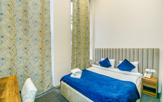Bristol Hotel
