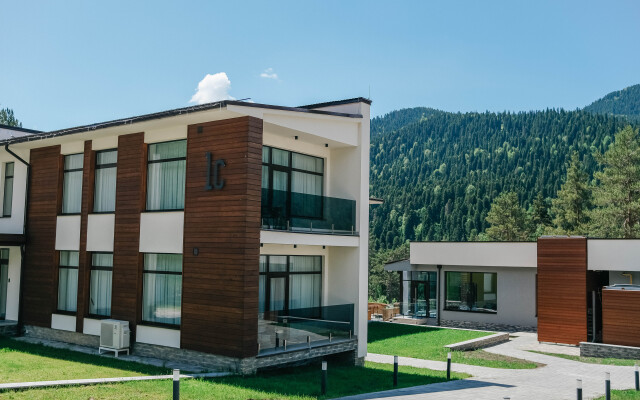 Premium Village Arkhyz Hotel