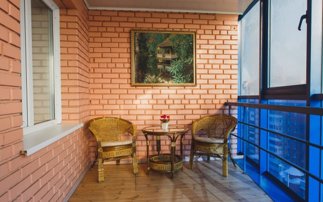 Апартаменты 9 Ночей  на Ленина 166