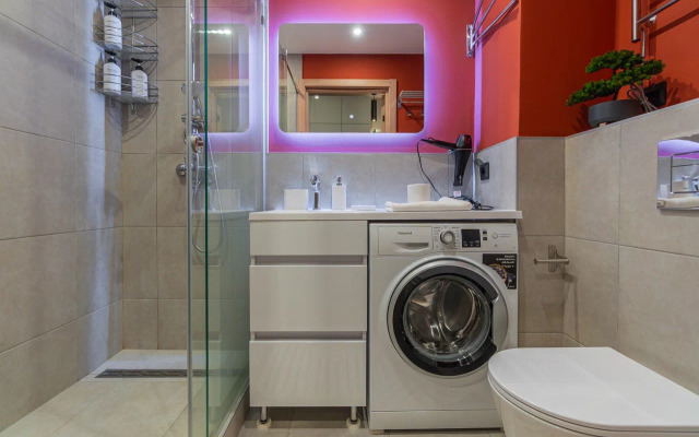 Апартаменты Смарт студии у метро и вокзала SalutApart 2W