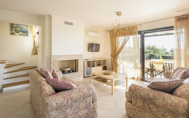 Miroir Private Pool Elani Villa