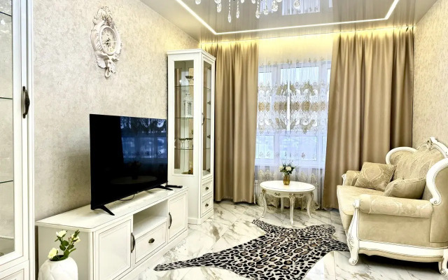 Mars Hotel Solnechnaya Polyana 81 Apartments