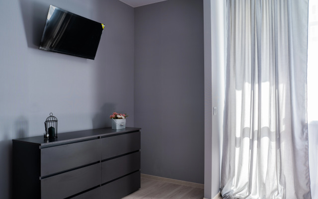 Studiya na 2 etazhe Flat