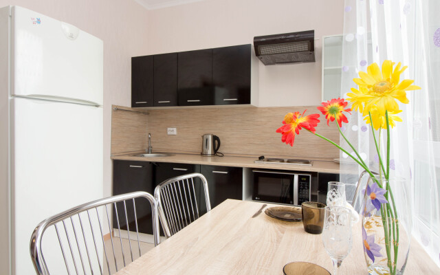 Na Yartsevskoj 24k1 Apartments