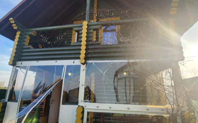 Na Poberezhye Private house