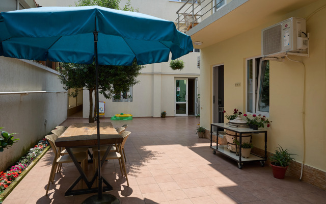 Vanatur Guest house