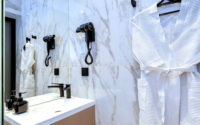 Квартира Студия с бассейном у моря