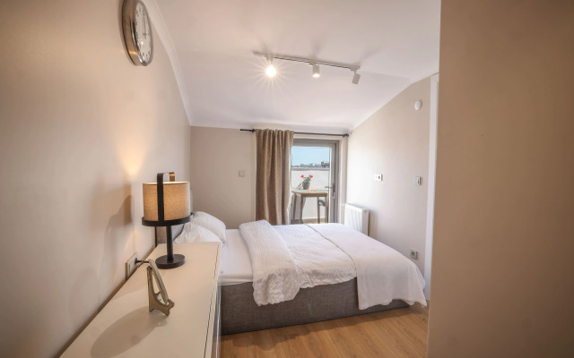 Vidovaya s Terrasoy v Tsentre Flat