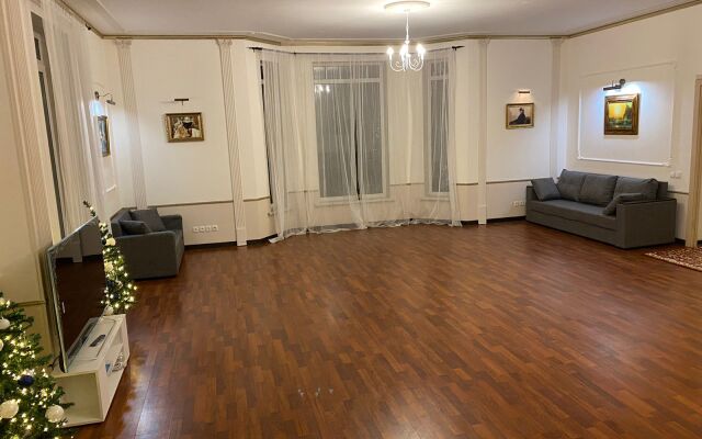 Avstriya V Pargolovskom Mankhettene Villa