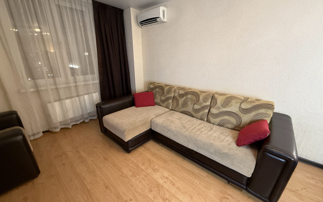 Tut Khorosho Na Schorsa 103 2 Flat