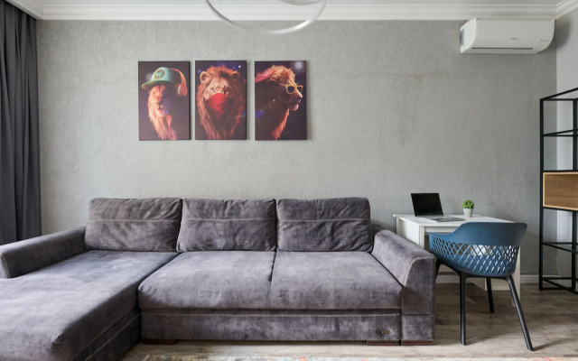 V Samom Tsentre Goroda Flat