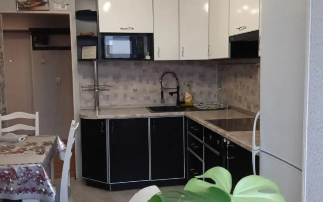 Квартира на Сергея Есенина 48