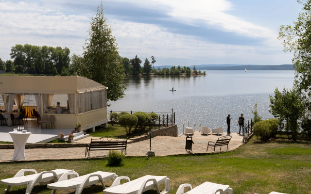 Отель Талес