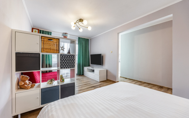 Irisamber Flat