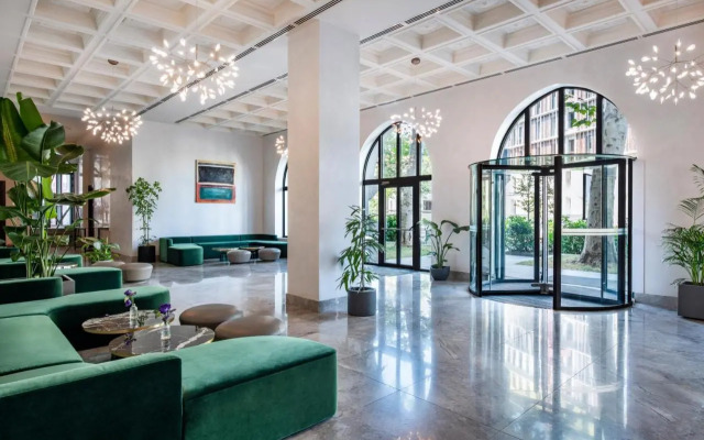 Tbilisi Philharmonic By Mercure Hotel