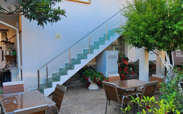 Tatyana Guest House