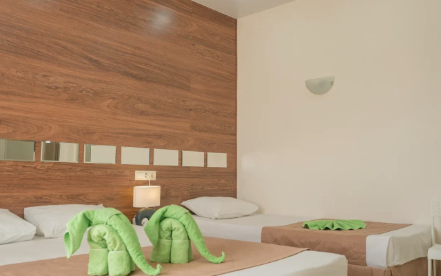 Green Elephant & Infinity Spa Hotel